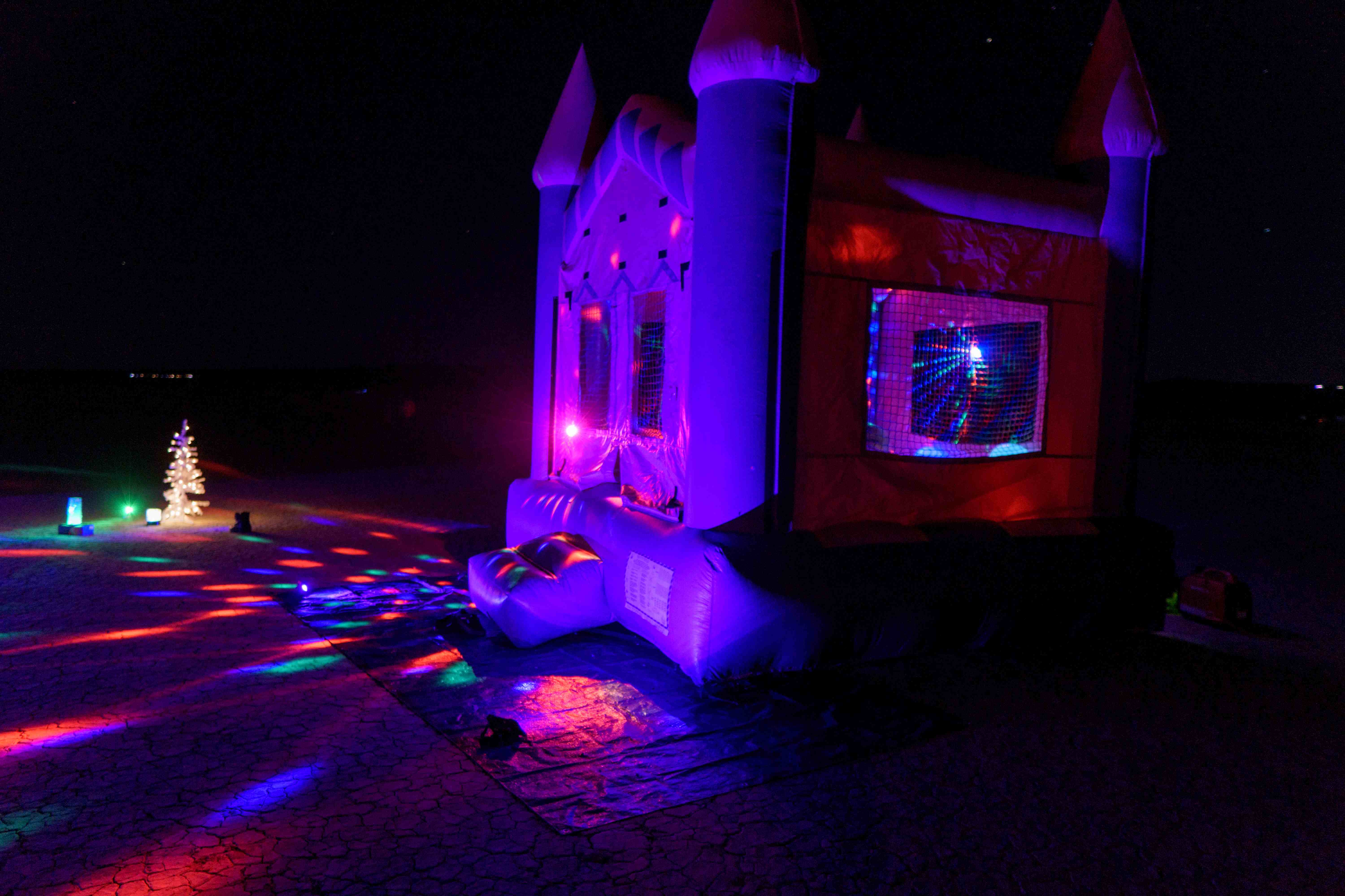 Night Church Gallery Image 9